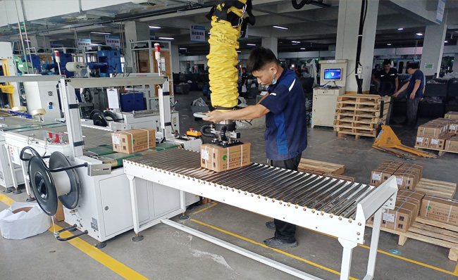 Vacuum lifter empowers intelligent manufacturing of automobiles